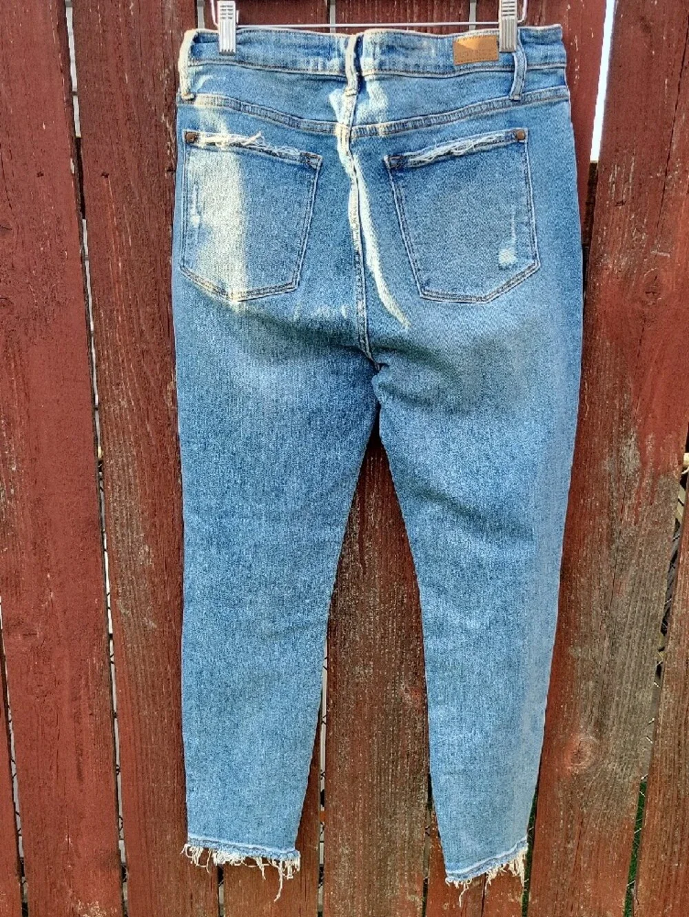Judy Blue Relaxed Fit Straight‎ Jeans Distressed Stretch Frayed Hem Blue Denim